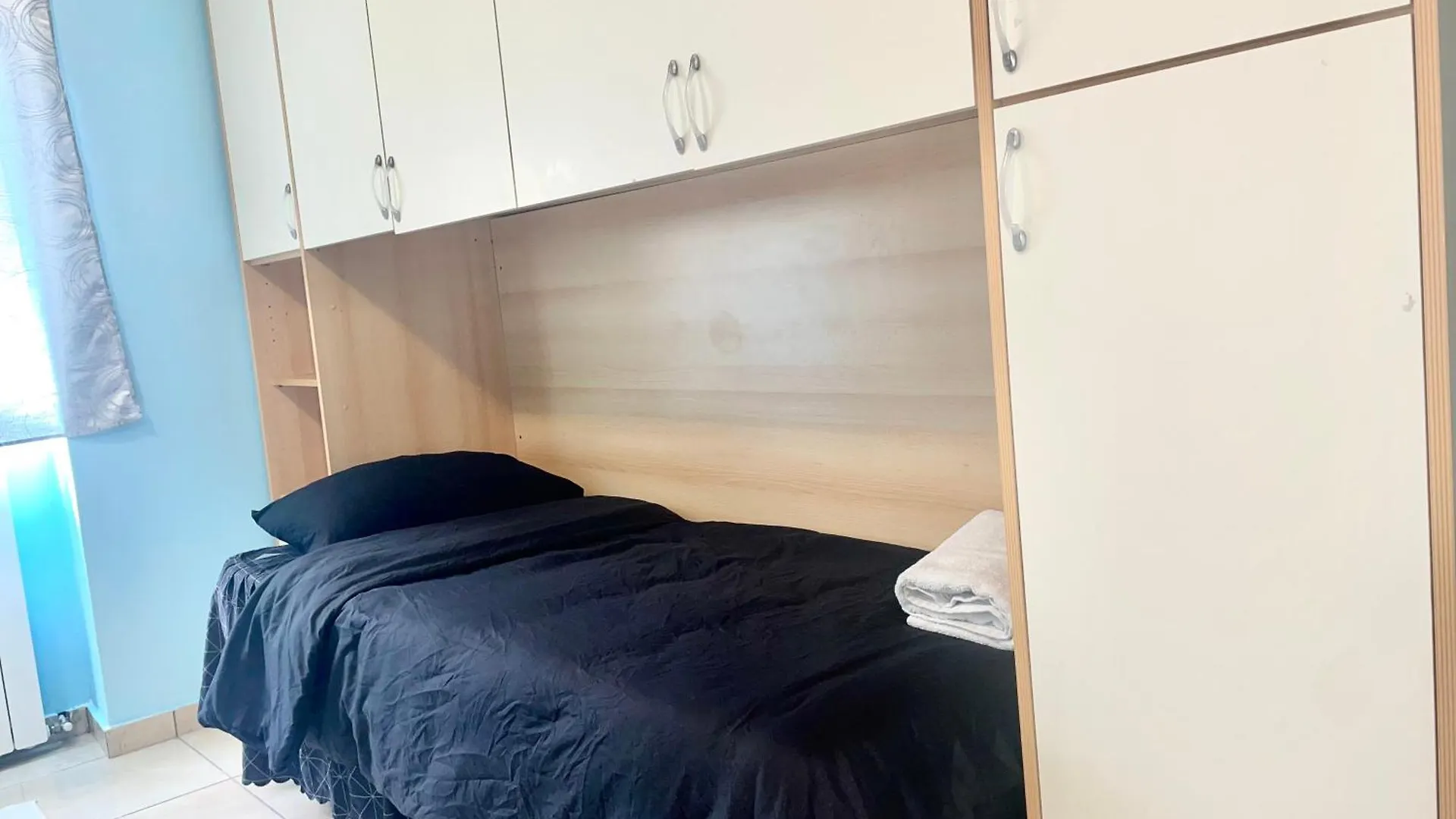 Room Malpensa - Servizio Taxi Mxp 20 Euro Lonate Pozzolo 0*,
