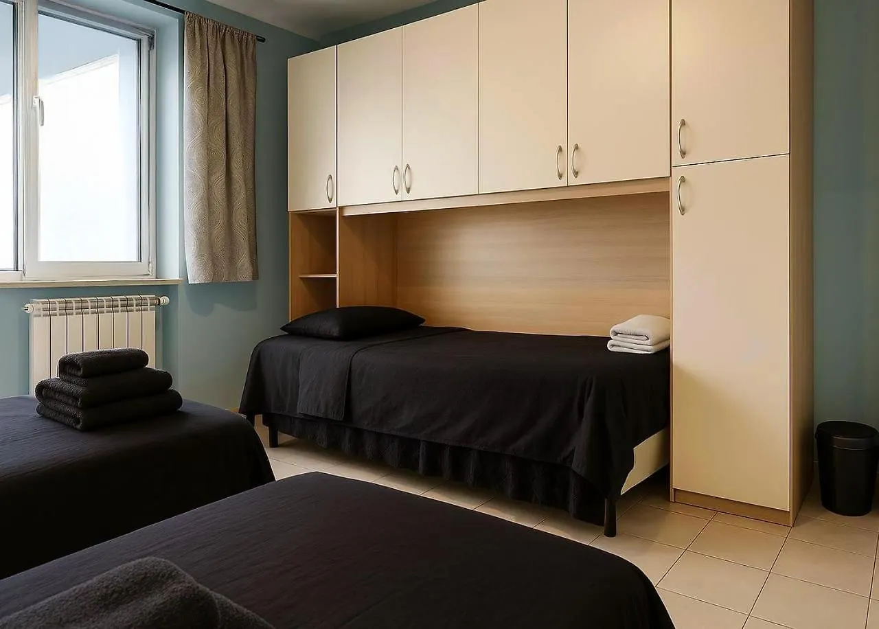 Room Malpensa - Servizio Taxi Mxp 20 Euro Lonate Pozzolo